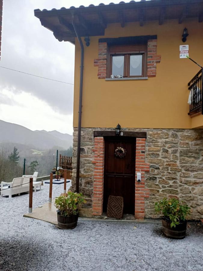 Carroceu Rural Cangas de Onís Exterior foto