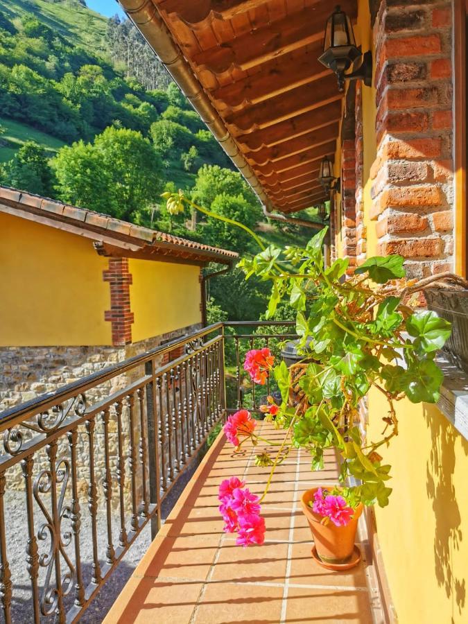 Carroceu Rural Cangas de Onís Exterior foto